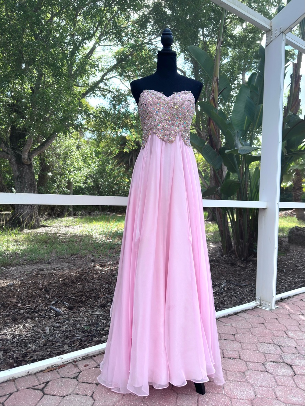 ALYCE PARIS ~ Blush Pink Chiffon Silky Prom Dress w/Rhinestones Bodice size 6